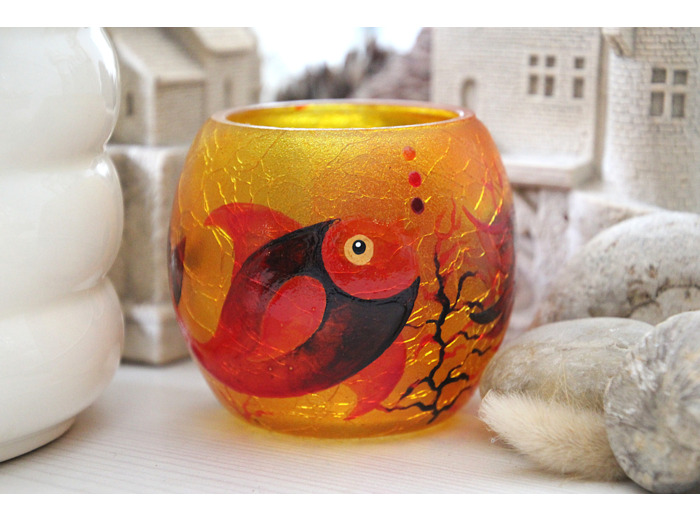 Photophore en verre craquelé peint à la main sur le thème des poissons des îles dans les tons rouges orangés