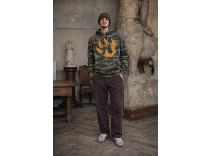 Sweat à capuche Malabar – Grosse patte signature Swarovski (orange ou argent) – Camouflage kaki | Édition premium