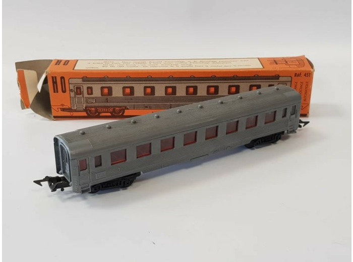 JOUEF HO 451 WAGON VOYAGEURS 1ère CLASSE BOITE D'ORIGINE