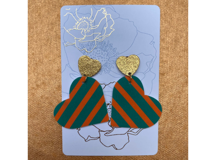 Boucles d'oreilles coeur coloris vert rayures orange