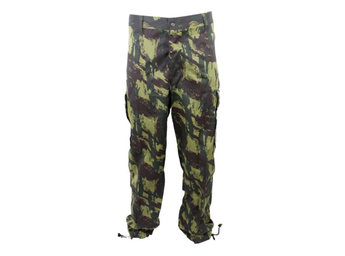 Pantalon cargo camouflage type lezard