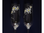 Flûte à champagne peintes à la main sur le thème des marguerites blanches à cœurs jaunes