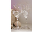 Duo de verres à vin en cristal de bohème  peints à la main personnalisables décorés de petits cœurs blancs pièces originales et uniques