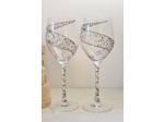 Duo de verres en cristal peints à la main décorés de petites fleurs blanc nacrées et argentés en relief, pièces uniques et personnalisables
