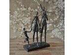 Statuette famille promenade résine 22x11x39cm