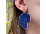 Boucles d'oreilles demi fleur asymétriques coloris bleu foncé