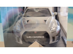 NISSAN GT-R (R35) LBWK BODY KIT TYPE 2 SOLIDO 1/18 + FIGURINE