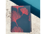 Carnet à spirale fond coloris bleu canard motif ginko rouge