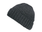 Bonnet en tricot fourré