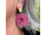 Boucles d'oreilles anémone coloris rose foncé pois bleu, pistils or