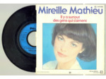 45 Tours MIREILLE MATHIEU "A BLUE BAYOU"/"IL Y A SURTOUT DES GENS QUI S'AIMENT"