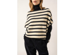 Poncho en laine rayé en maille perlée