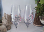 Verres à pied en cristal décoré à la main aux coloris pastels allant du blanc au rosé représentant de jolies fleurs de dune