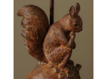 Lampe à Poser Ecureuil Pensif Résine Lin 30x55cm