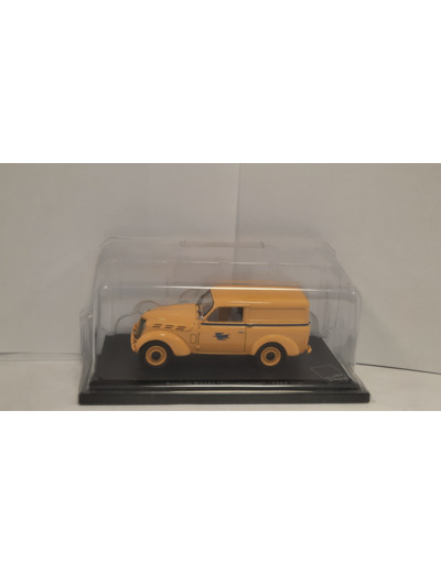 RENAULT R2101 "DAUPHINOISE" 1963 1/43 LA POSTE
