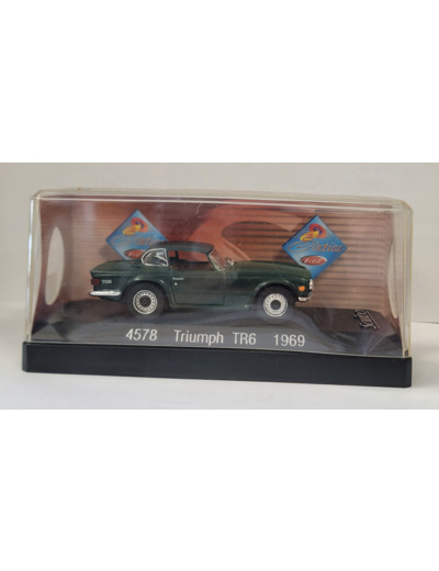 TRIUMPH TR6 1969 SOLIDO 4578 1/43 BOITE D'ORIGINE