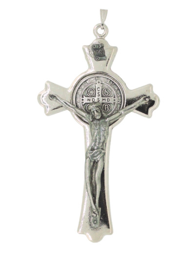 Croix de Saint Benoît en Métal Argenté 7,5cm