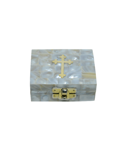 Boîte à Chapelets rectangle revêtement nacre CROIX 9x6.5xHt4cm