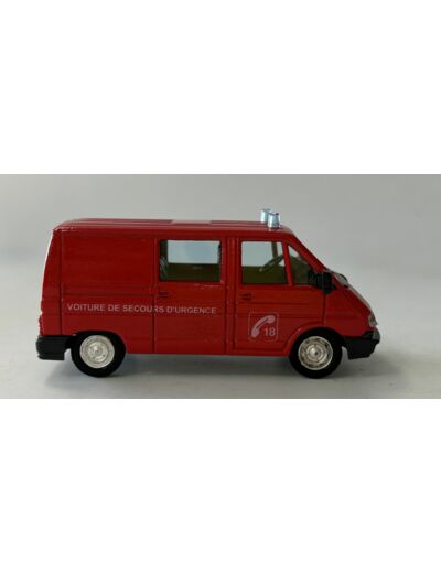 RENAULT TRAFIC POMPIER VOITURE DE SECOURS D'URGENCE SOLIDO 1/43