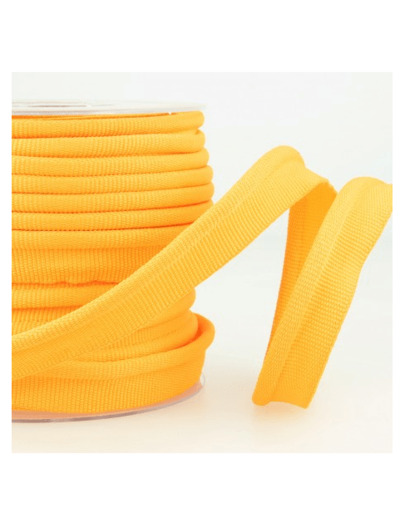 Simple passepoil jaune 519 C52 8mm 100%polyester le mètre