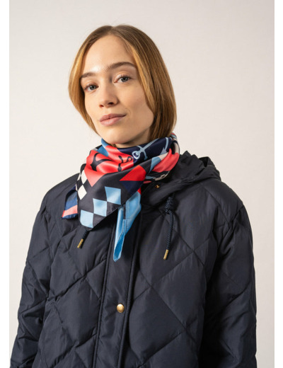 Foulard carré
imprimé fonds marins