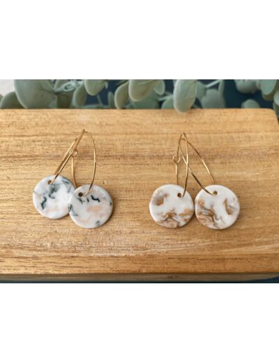 Boucles d'oreille créoles en porcelaine blanche et colorée