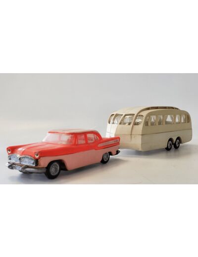 SIMCA CHAMBORD ROSE 2 TONS ET CARAVANE HENON NOREV PLASTIQUE 1/43