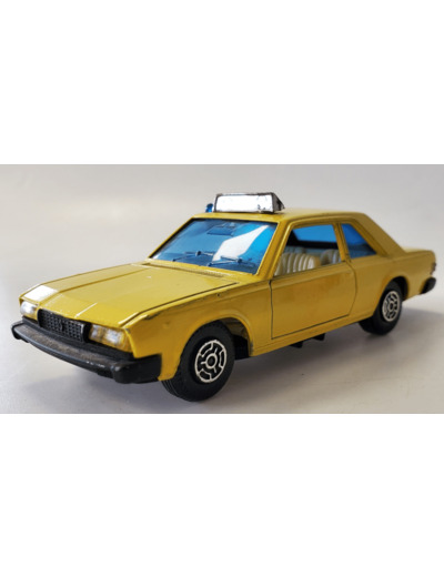 FIAT 130 TAXI GUISVAL 1/37 SANS BOITE