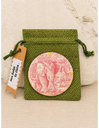 Badge Toile de Jouy éléphant-Création française