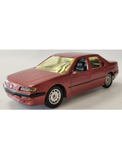 PEUGEOT 605 SOLIDO 1/43 AVEC BOITE