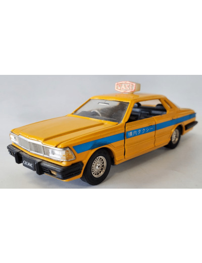 NISSAN CEDRIC TAXI YONEZAWA TOYS 1/43 SANS BOITE