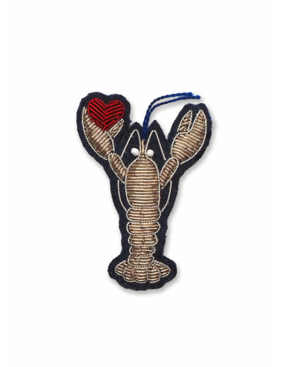 Broche brodée Homard coeur
SAINT JAMES x Macon & Lesquoy