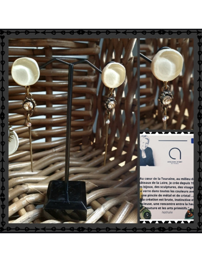 BOUCLES D'OREILLES LONGUE BEIGE