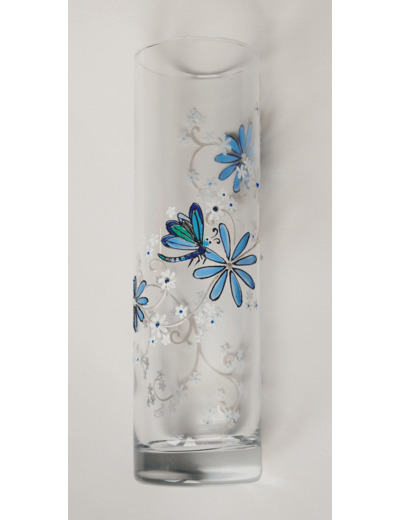 Grand vase artisanal peint à la main aux coloris bleus et blancs représentant une libellule voltant de fleur en fleur, signé et numéroté