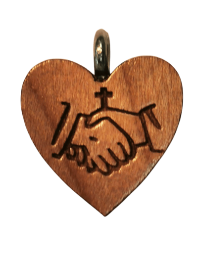 Coeur en Bois d'Erable Vernis 1,9cm avec Cordon - AMITIE