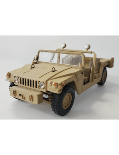 HUMMER MILLITAIRE VICTORIA 1/43 SANS BOITE