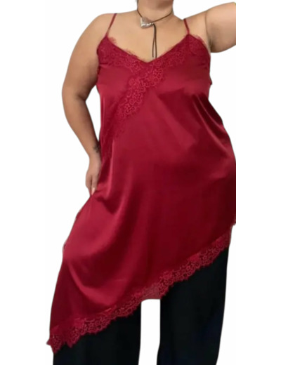 Robe dentelles      ( disponible en 2 couleurs )