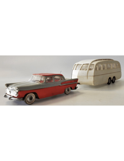 SIMCA CHAMBORD ROUGE GRIS ET CARAVANE HENON NOREV PLASTIQUE 1/43 SANS BOITE