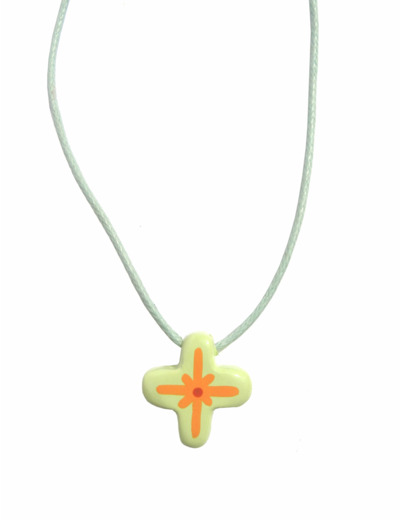 Croix pendentif verte 15mm