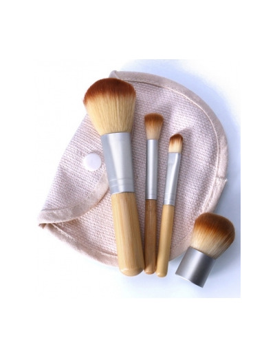 Set de voyage avec 4 mini pinceaux de maquillage