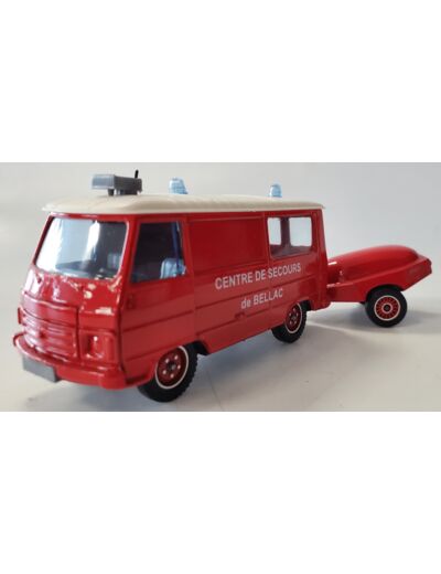 PEUGEOT J9 POMPIER AVEC MOTO POMPE SOLIDO 1/50 SANS BOITE