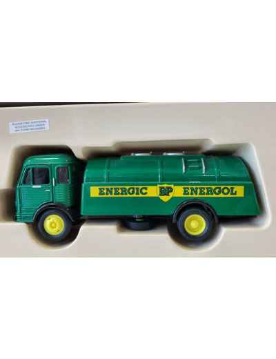 SIMCA AVEC CITERNE CARROSSE CORGI 1/50 BOITE D'ORIGINE