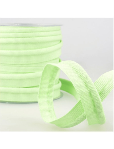 Simple passepoil vert nil 519 C10 8mm 100%polyester le mètre 519C10