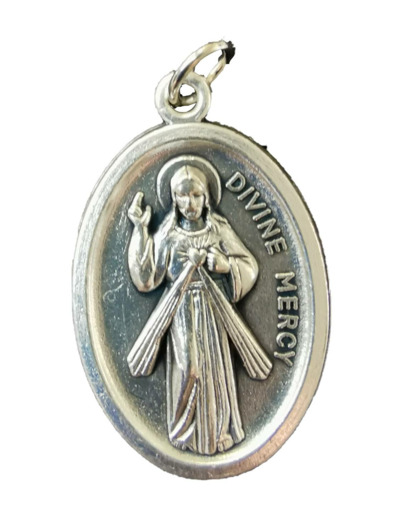 Médaille 22mm Ovale en métal argenté - CHRIST MISERICORDIEUX
