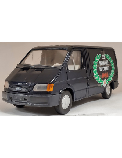 FORD TRANSIT UTILITAIRE DE L'ANNEE 1995 SCHABAK 1/35 SANS BOITE