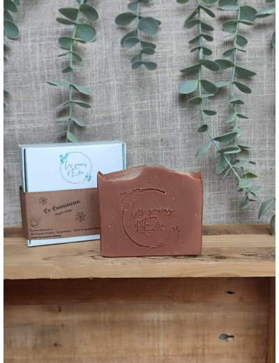 Savon à l'argile rouge pour peaux sèches – Purification et éclat naturel