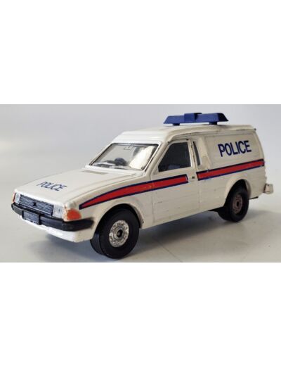 FORD ESCORT POLICE CORGI 1/43 SANS BOITE