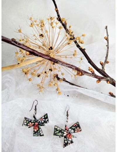 boucles d'oreilles