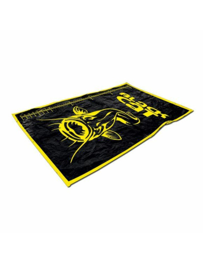 unhooking mat black cat