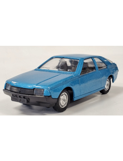 RENAULT FUEGO BLEU SOLIDO 1/43 AVEC BOITE